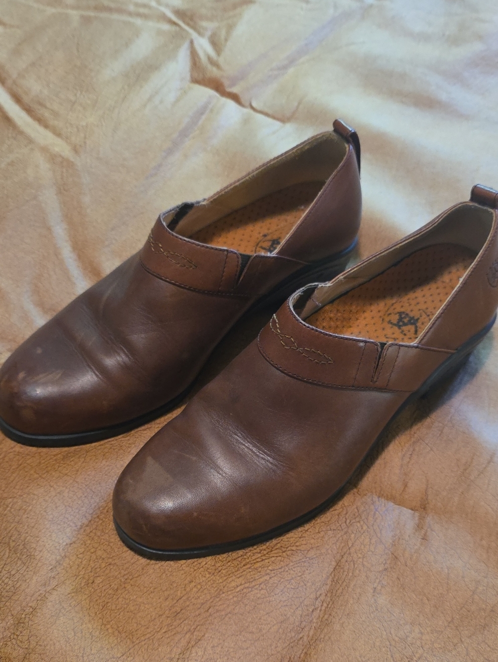 Ariat Women's Brown Leather Slip-On Flats